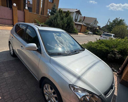 Серый Хендай i30, объемом двигателя 1.6 л и пробегом 87 тыс. км за 7700 $, фото 3 на Automoto.ua