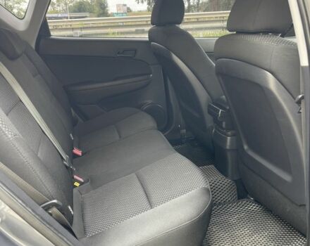 Сірий Хендай i30, об'ємом двигуна 1.4 л та пробігом 242 тис. км за 4500 $, фото 16 на Automoto.ua