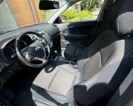 Серый Хендай i30, объемом двигателя 1.6 л и пробегом 87 тыс. км за 7700 $, фото 9 на Automoto.ua