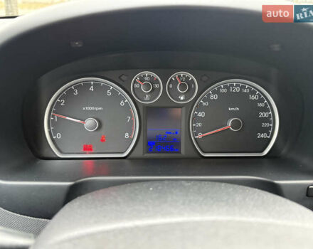 Серый Хендай i30, объемом двигателя 1.4 л и пробегом 218 тыс. км за 5950 $, фото 9 на Automoto.ua