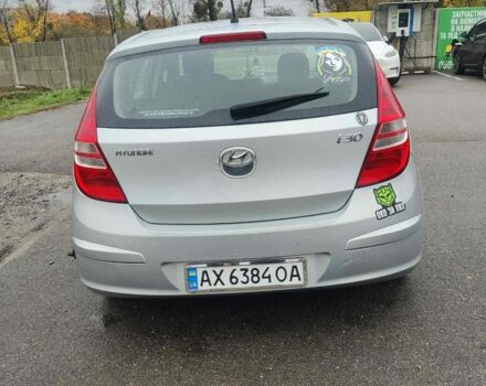 Серый Хендай i30, объемом двигателя 1.4 л и пробегом 200 тыс. км за 5300 $, фото 5 на Automoto.ua