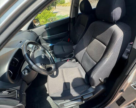 Серый Хендай i30, объемом двигателя 1.6 л и пробегом 87 тыс. км за 7700 $, фото 11 на Automoto.ua