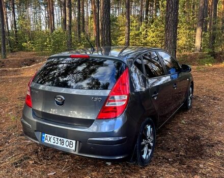 Серый Хендай i30, объемом двигателя 1.4 л и пробегом 242 тыс. км за 4700 $, фото 6 на Automoto.ua
