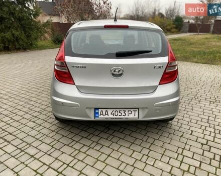 Серый Хендай i30, объемом двигателя 1.59 л и пробегом 182 тыс. км за 6999 $, фото 4 на Automoto.ua