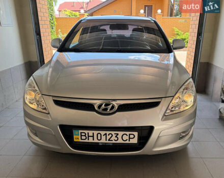 Серый Хендай i30, объемом двигателя 1.6 л и пробегом 87 тыс. км за 7700 $, фото 6 на Automoto.ua