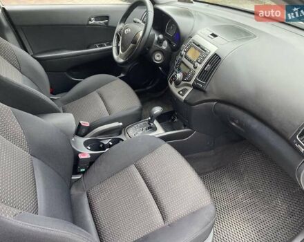 Серый Хендай i30, объемом двигателя 1.59 л и пробегом 182 тыс. км за 6999 $, фото 14 на Automoto.ua