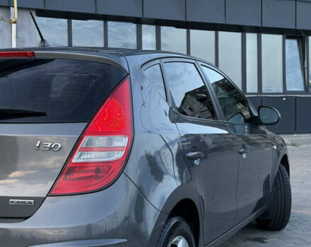 Хендай i30 2009 в Тернополе на Automoto.ua Серый Хендай i30, объемом двигателя 1.59 л и пробегом 240 тыс. км за 7000 $, фото 6 на Automoto.ua
