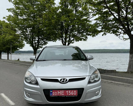 Серый Хендай i30, объемом двигателя 1.59 л и пробегом 173 тыс. км за 5950 $, фото 6 на Automoto.ua