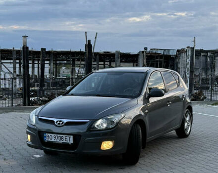 Хендай i30 2009 в Тернополе на Automoto.ua Серый Хендай i30, объемом двигателя 1.59 л и пробегом 240 тыс. км за 7000 $, фото 2 на Automoto.ua