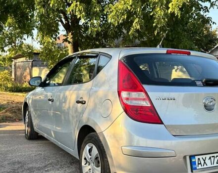 Сірий Хендай i30, об'ємом двигуна 1.4 л та пробігом 222 тис. км за 5850 $, фото 8 на Automoto.ua
