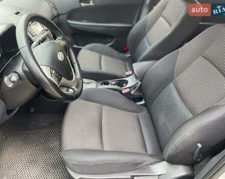 Серый Хендай i30, объемом двигателя 1.59 л и пробегом 182 тыс. км за 6999 $, фото 8 на Automoto.ua