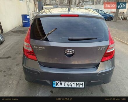 Серый Хендай i30, объемом двигателя 1.4 л и пробегом 178 тыс. км за 7400 $, фото 63 на Automoto.ua