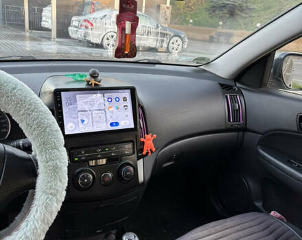 Серый Хендай i30, объемом двигателя 1.4 л и пробегом 222 тыс. км за 6000 $, фото 10 на Automoto.ua