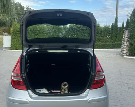 Сірий Хендай i30, об'ємом двигуна 1.4 л та пробігом 125 тис. км за 6950 $, фото 10 на Automoto.ua
