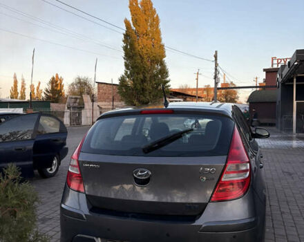 Серый Хендай i30, объемом двигателя 1.4 л и пробегом 222 тыс. км за 6000 $, фото 6 на Automoto.ua