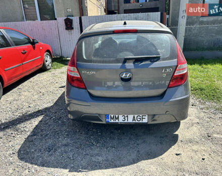 Сірий Хендай i30, об'ємом двигуна 1.4 л та пробігом 4 тис. км за 2900 $, фото 4 на Automoto.ua