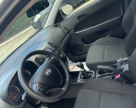 Сірий Хендай i30, об'ємом двигуна 1.4 л та пробігом 125 тис. км за 6950 $, фото 12 на Automoto.ua