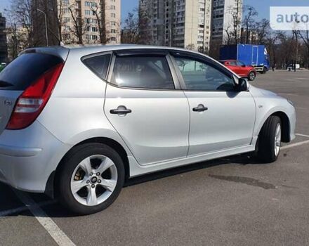 Сірий Хендай i30, об'ємом двигуна 1.59 л та пробігом 203 тис. км за 7300 $, фото 23 на Automoto.ua