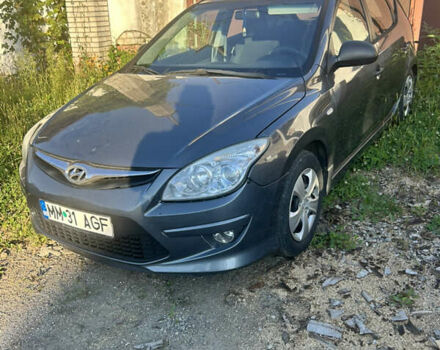 Сірий Хендай i30, об'ємом двигуна 1.4 л та пробігом 4 тис. км за 2900 $, фото 8 на Automoto.ua
