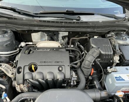 Серый Хендай i30, объемом двигателя 1.6 л и пробегом 162 тыс. км за 7200 $, фото 9 на Automoto.ua