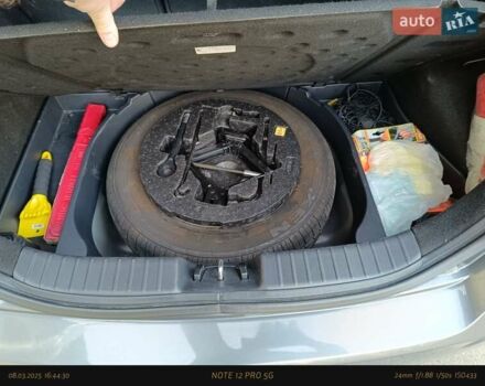 Серый Хендай i30, объемом двигателя 1.4 л и пробегом 178 тыс. км за 7400 $, фото 68 на Automoto.ua