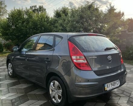 Серый Хендай i30, объемом двигателя 1.6 л и пробегом 162 тыс. км за 7200 $, фото 5 на Automoto.ua