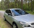 Серый Хендай i30, объемом двигателя 1.58 л и пробегом 253 тыс. км за 5700 $, фото 5 на Automoto.ua
