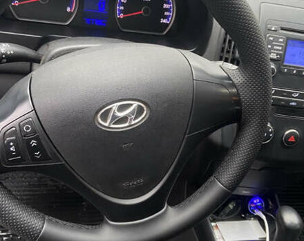 Серый Хендай i30, объемом двигателя 1.59 л и пробегом 160 тыс. км за 7300 $, фото 2 на Automoto.ua