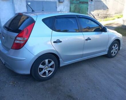 Сірий Хендай i30, об'ємом двигуна 1.4 л та пробігом 203 тис. км за 5800 $, фото 7 на Automoto.ua
