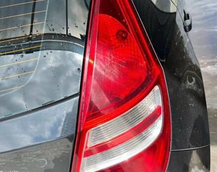 Сірий Хендай i30, об'ємом двигуна 1.4 л та пробігом 228 тис. км за 6500 $, фото 16 на Automoto.ua