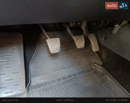 Серый Хендай i30, объемом двигателя 1.4 л и пробегом 178 тыс. км за 7400 $, фото 20 на Automoto.ua