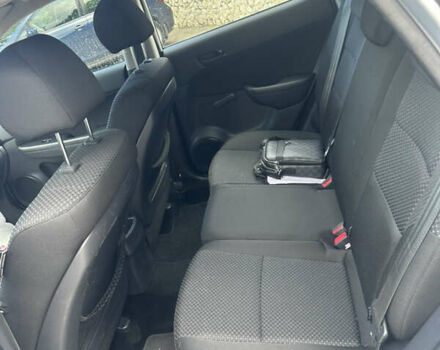 Сірий Хендай i30, об'ємом двигуна 1.4 л та пробігом 125 тис. км за 6950 $, фото 11 на Automoto.ua