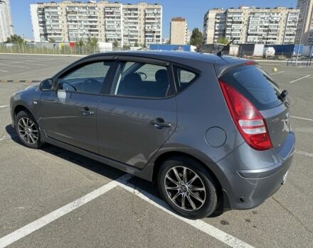 Сірий Хендай i30, об'ємом двигуна 1.6 л та пробігом 187 тис. км за 7100 $, фото 1 на Automoto.ua