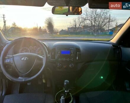 Сірий Хендай i30, об'ємом двигуна 1.4 л та пробігом 228 тис. км за 6500 $, фото 9 на Automoto.ua
