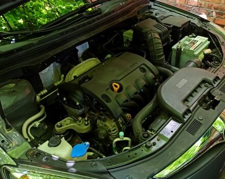 Сірий Хендай i30, об'ємом двигуна 1.4 л та пробігом 176 тис. км за 6600 $, фото 4 на Automoto.ua