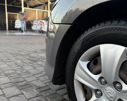 Серый Хендай i30, объемом двигателя 1.4 л и пробегом 222 тыс. км за 6000 $, фото 11 на Automoto.ua