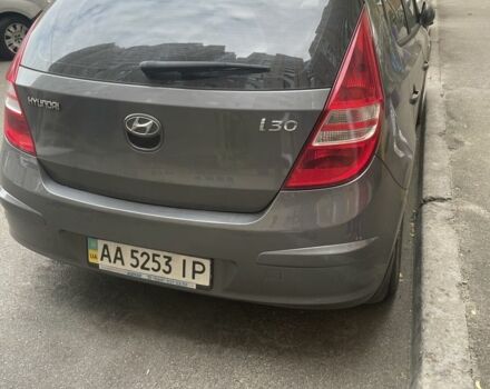 Серый Хендай i30, объемом двигателя 1.4 л и пробегом 160 тыс. км за 9000 $, фото 1 на Automoto.ua