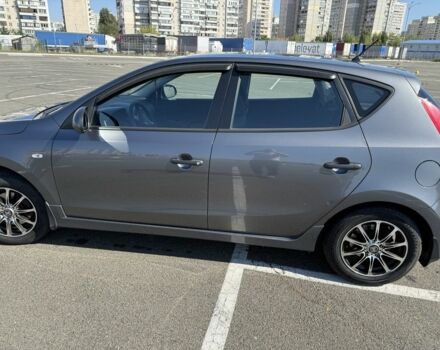 Сірий Хендай i30, об'ємом двигуна 1.6 л та пробігом 187 тис. км за 7100 $, фото 2 на Automoto.ua