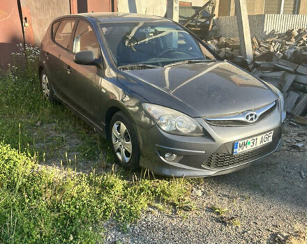 Сірий Хендай i30, об'ємом двигуна 1.4 л та пробігом 4 тис. км за 2900 $, фото 7 на Automoto.ua