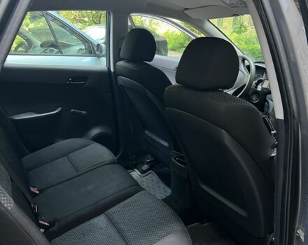 Серый Хендай i30, объемом двигателя 1.6 л и пробегом 162 тыс. км за 7200 $, фото 11 на Automoto.ua