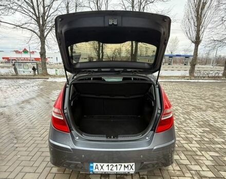Серый Хендай i30, объемом двигателя 1.4 л и пробегом 160 тыс. км за 5400 $, фото 38 на Automoto.ua