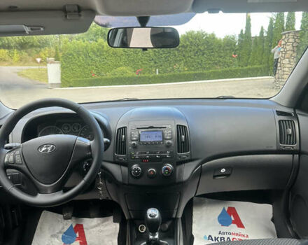 Сірий Хендай i30, об'ємом двигуна 1.4 л та пробігом 125 тис. км за 6950 $, фото 13 на Automoto.ua