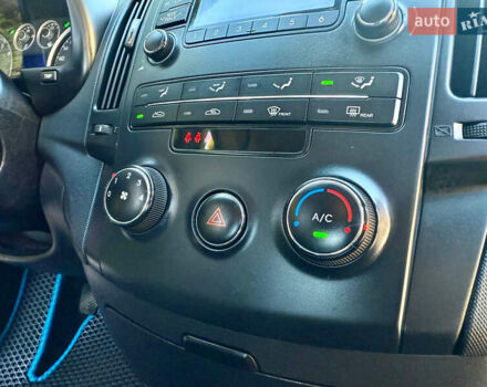 Хендай i30 2011 в Трускавце на Automoto.ua Серый Хендай i30, объемом двигателя 1.4 л и пробегом 177 тыс. км за 5950 $, фото 39 на Automoto.ua