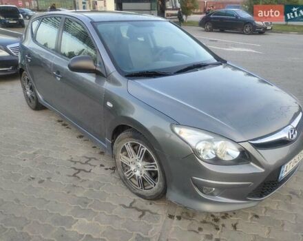 Серый Хендай i30, объемом двигателя 1.4 л и пробегом 151 тыс. км за 6900 $, фото 2 на Automoto.ua