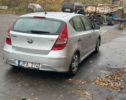 Хендай i30 2011 в Сумах на Automoto.ua Серый Хендай i30, объемом двигателя 1.4 л и пробегом 200 тыс. км за 2950 $, фото 4 на Automoto.ua