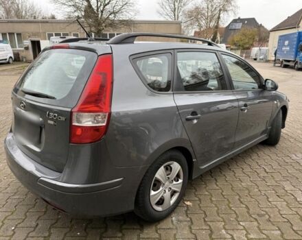 Серый Хендай i30, объемом двигателя 1.4 л и пробегом 177 тыс. км за 6100 $, фото 1 на Automoto.ua