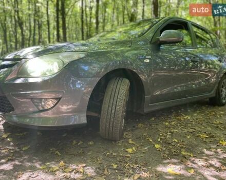 Сірий Хендай i30, об'ємом двигуна 1.58 л та пробігом 272 тис. км за 6750 $, фото 2 на Automoto.ua