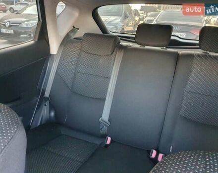 Сірий Хендай i30, об'ємом двигуна 1.4 л та пробігом 191 тис. км за 5200 $, фото 13 на Automoto.ua