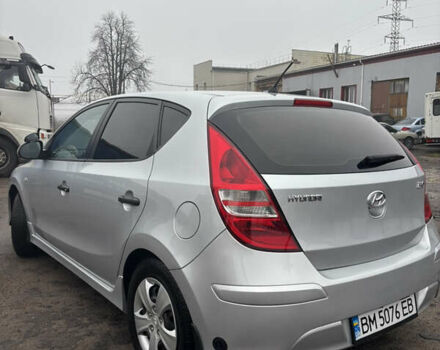 Серый Хендай i30, объемом двигателя 1.4 л и пробегом 300 тыс. км за 6200 $, фото 3 на Automoto.ua