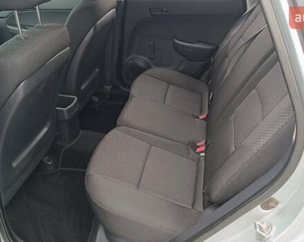 Серый Хендай i30, объемом двигателя 1.4 л и пробегом 183 тыс. км за 6018 $, фото 11 на Automoto.ua